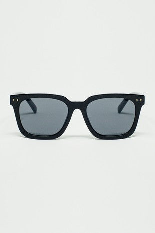 Alondra Bevel Frame Sunglasses